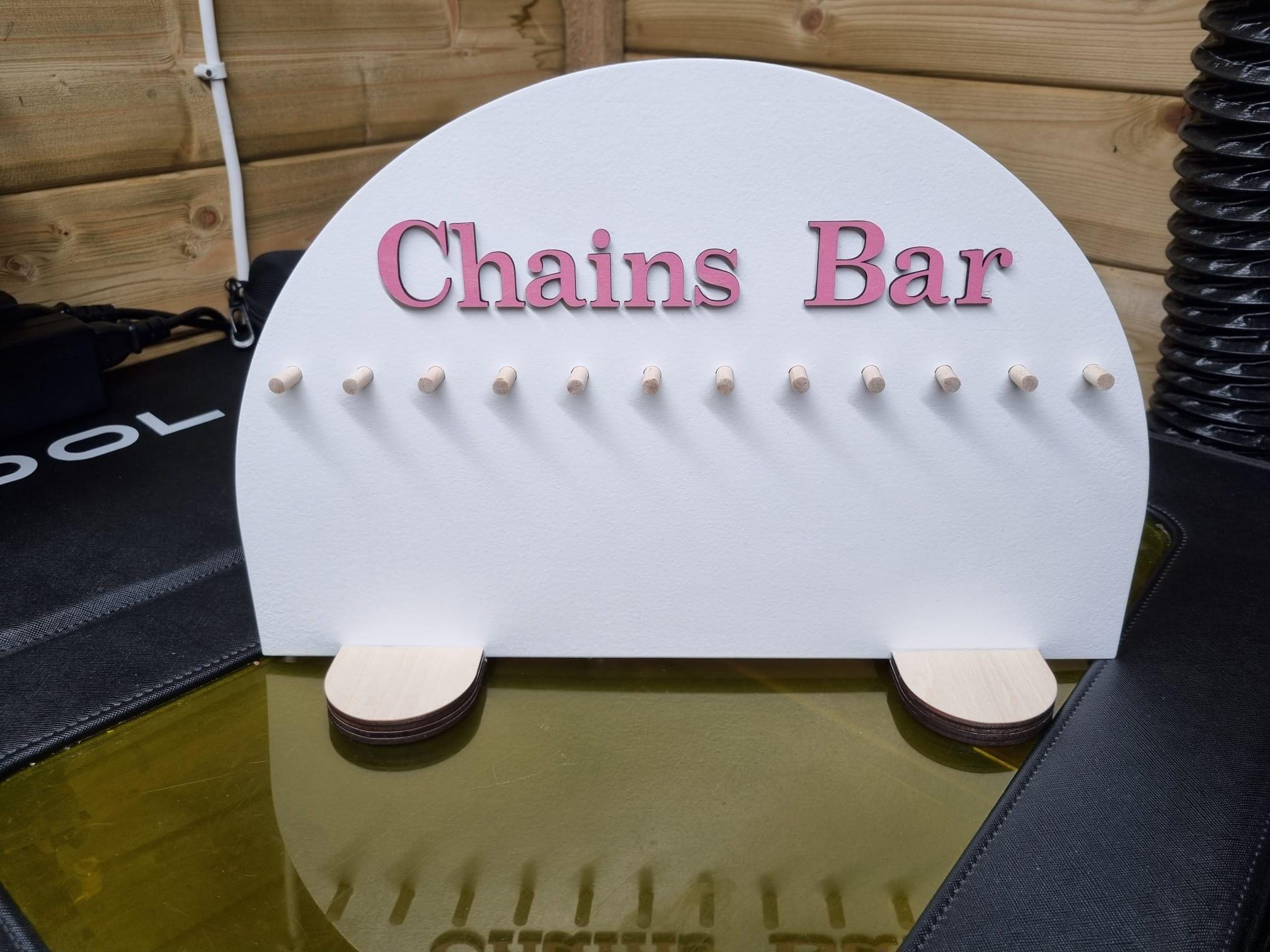 Wooden Chains Bar