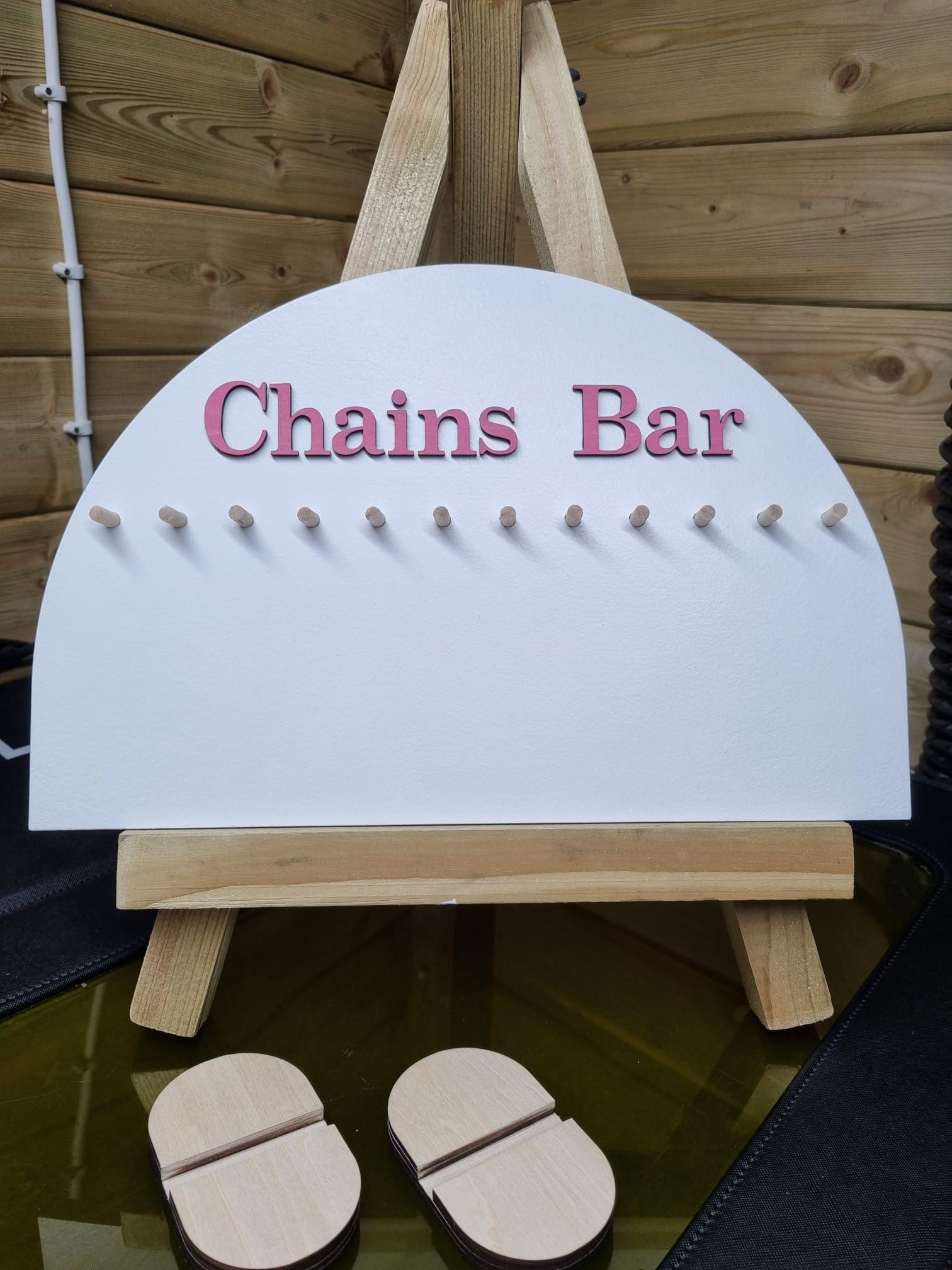 Wooden Chains Bar