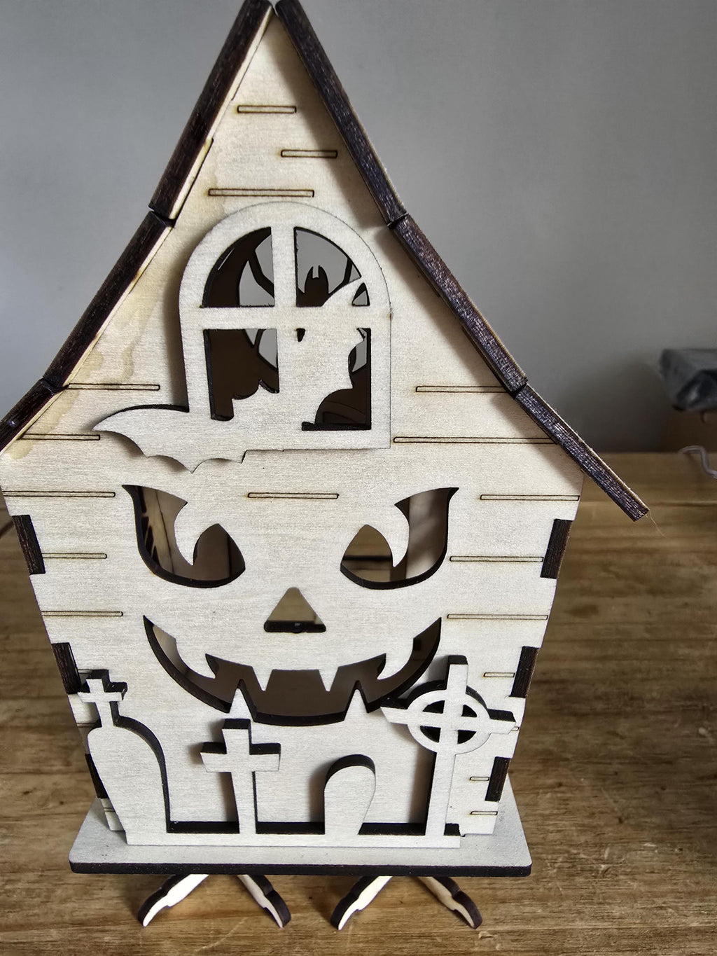 Halloween Haunted House Can Put A LED Candle In As The Door Slides Up