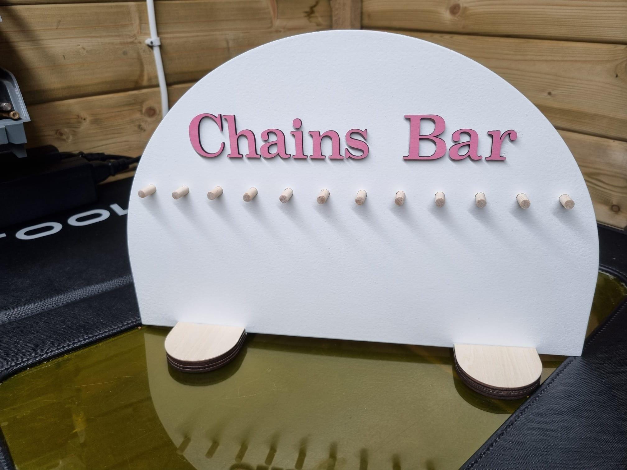 Wooden Chains Bar
